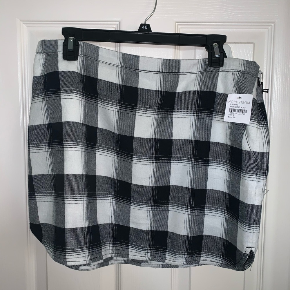 Nordstrom: Treasure and bond skirt